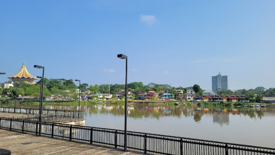 Kampungs along the Sarawak River Side | MORROW Architects